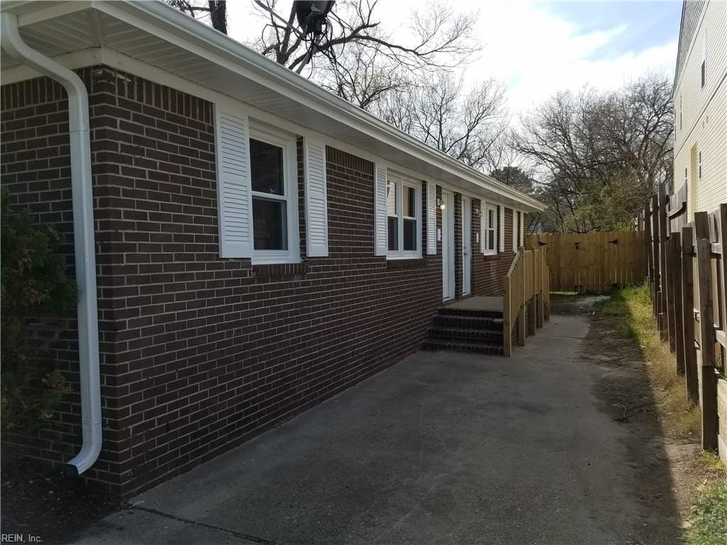 8021 Ransom Rd #AB - Photo 2 of 21