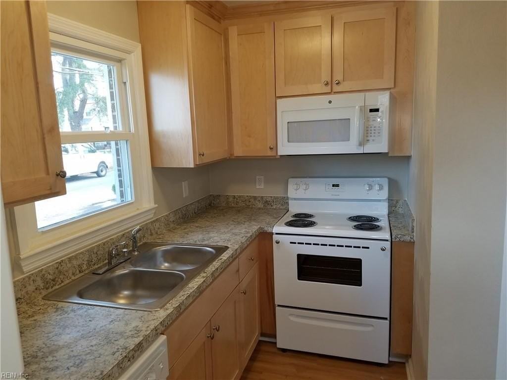 8021 Ransom Rd #AB - Photo 6 of 21
