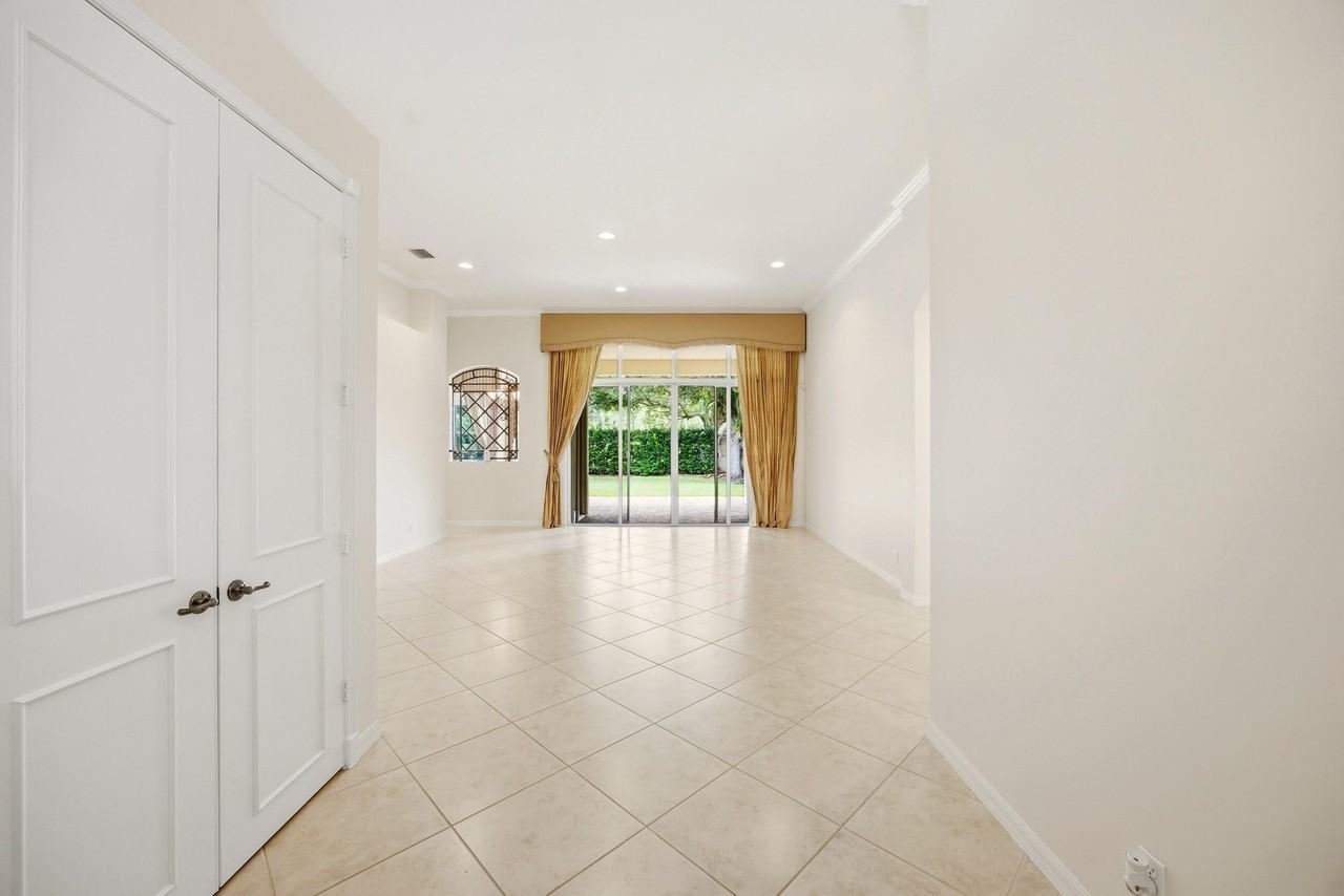 195 Sedona Way - Photo 6 of 50