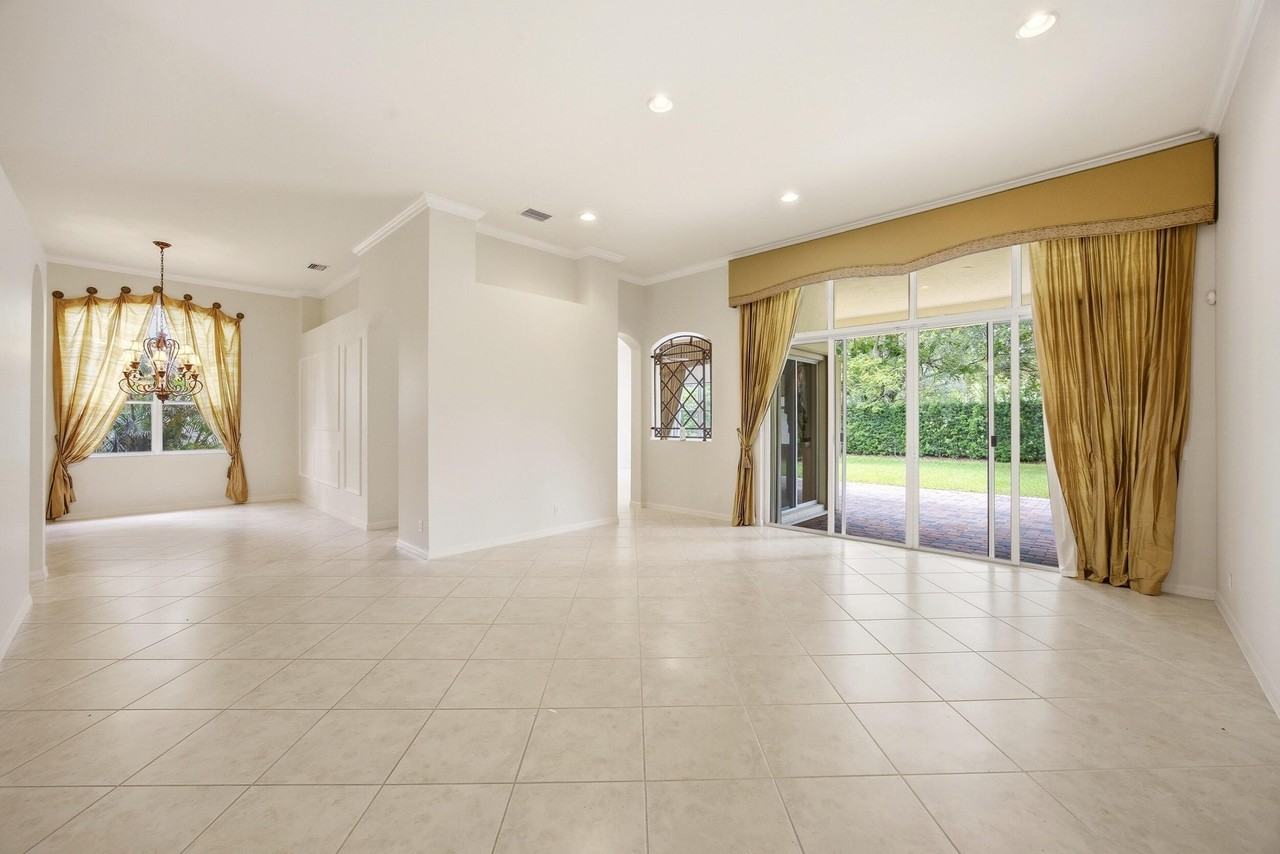 195 Sedona Way - Photo 7 of 50