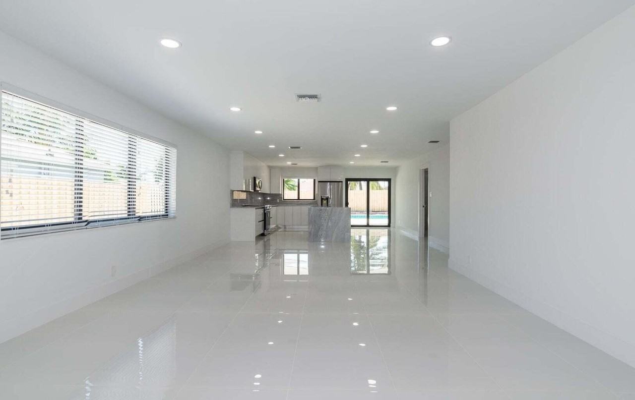 524 Nw 53rd St - Photo 4 of 36