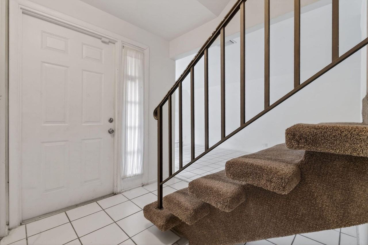 3502 Gardens East Dr #B - Photo 7 of 50