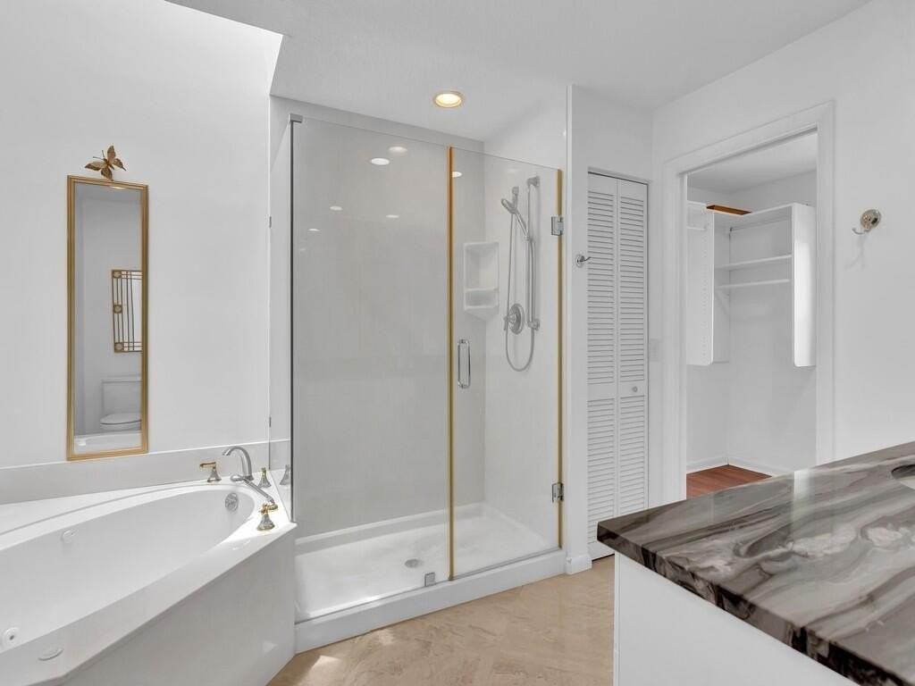 725 4th Ave Sw - Photo 5 of 24