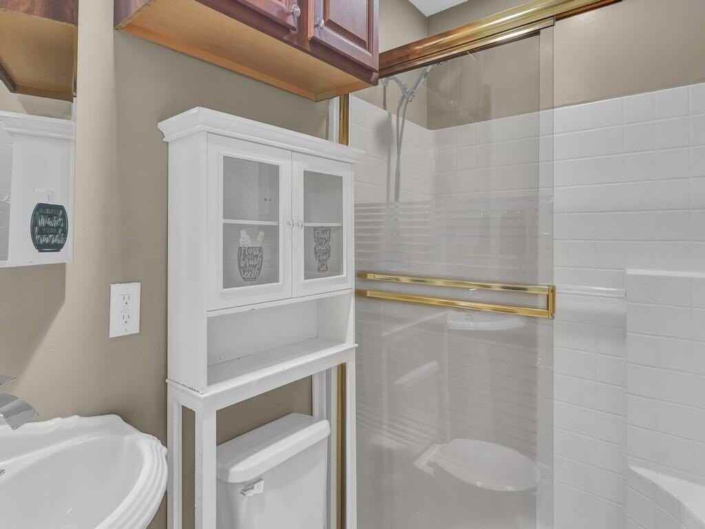 725 4th Ave Sw - Photo 7 of 21