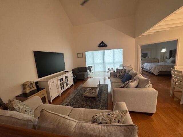 2604 Fairway Dr N - Photo 7 of 32