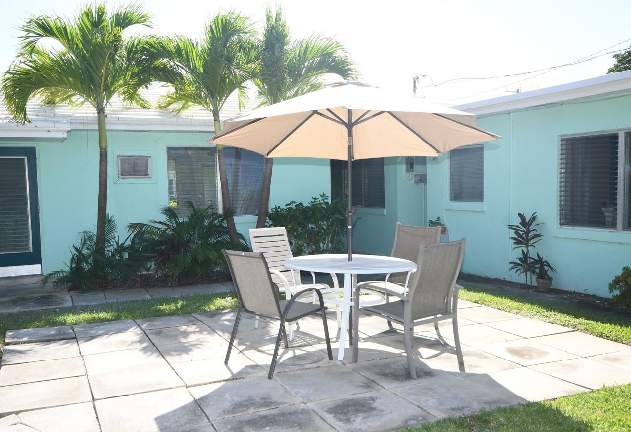 1216 Cabana Rd #5 - Photo 2 of 2
