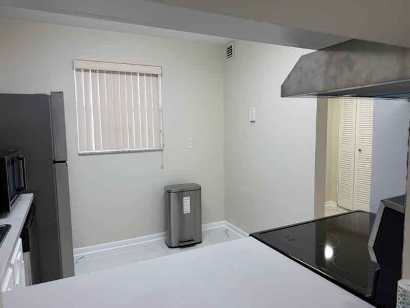 3000 Riverside Dr #201-1