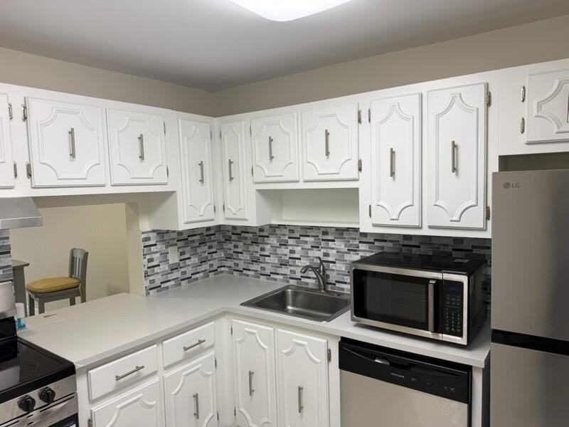 3000 Riverside Dr #201-1 - Photo 2 of 10