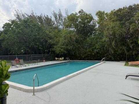 3000 Riverside Dr #201-1 - Photo 3 of 10