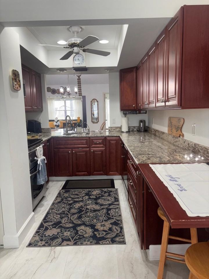 6285 Tall Cypress Cir - Photo 3 of 18