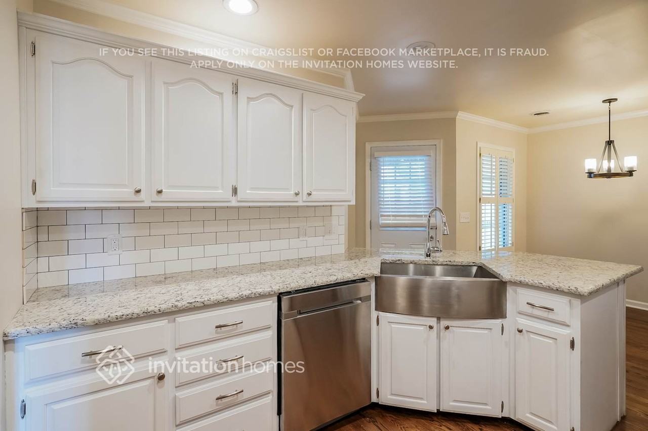 124 Fieldstone Ln - Photo 6 of 16