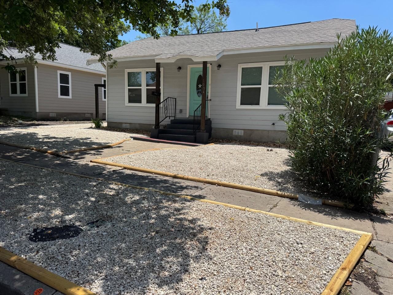 W Elsmere Pl - Photo 6 of 37