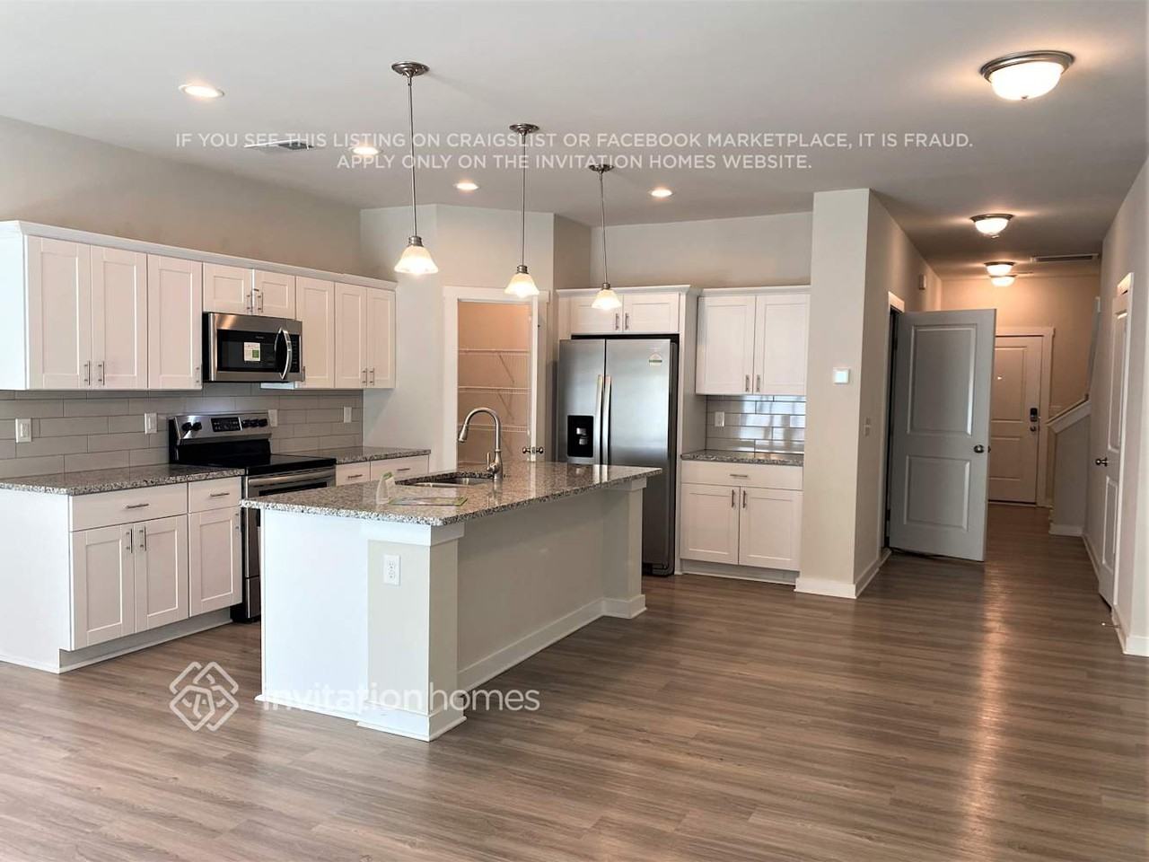 3015 Ayana Dr - Photo 4 of 17