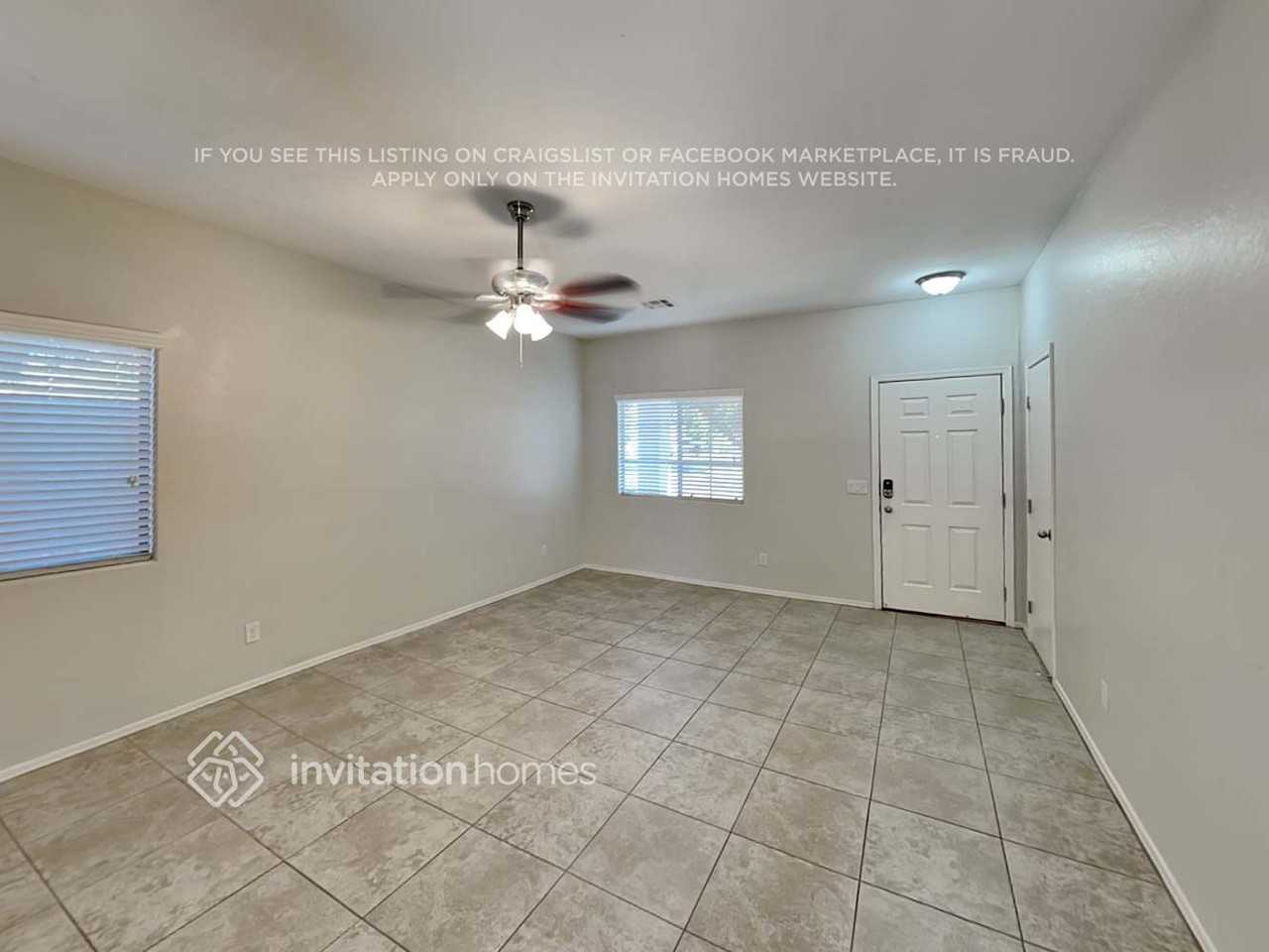 2101 E Caspian Way - Photo 5 of 19