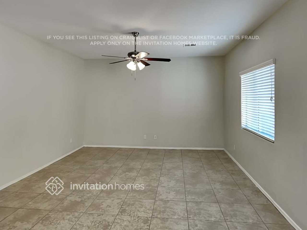 2101 E Caspian Way - Photo 7 of 19