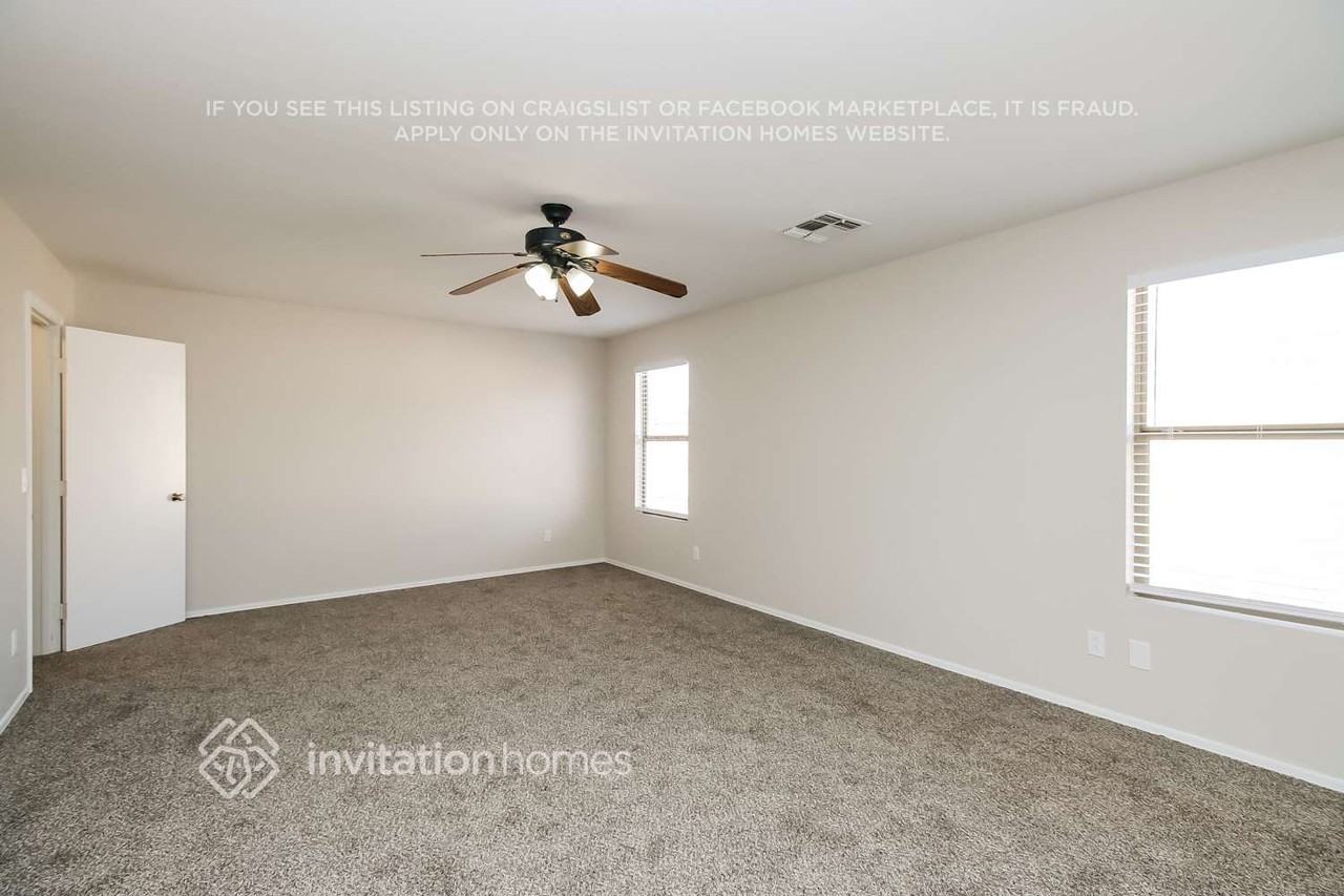 1546 S Danielson Way - Photo 7 of 16