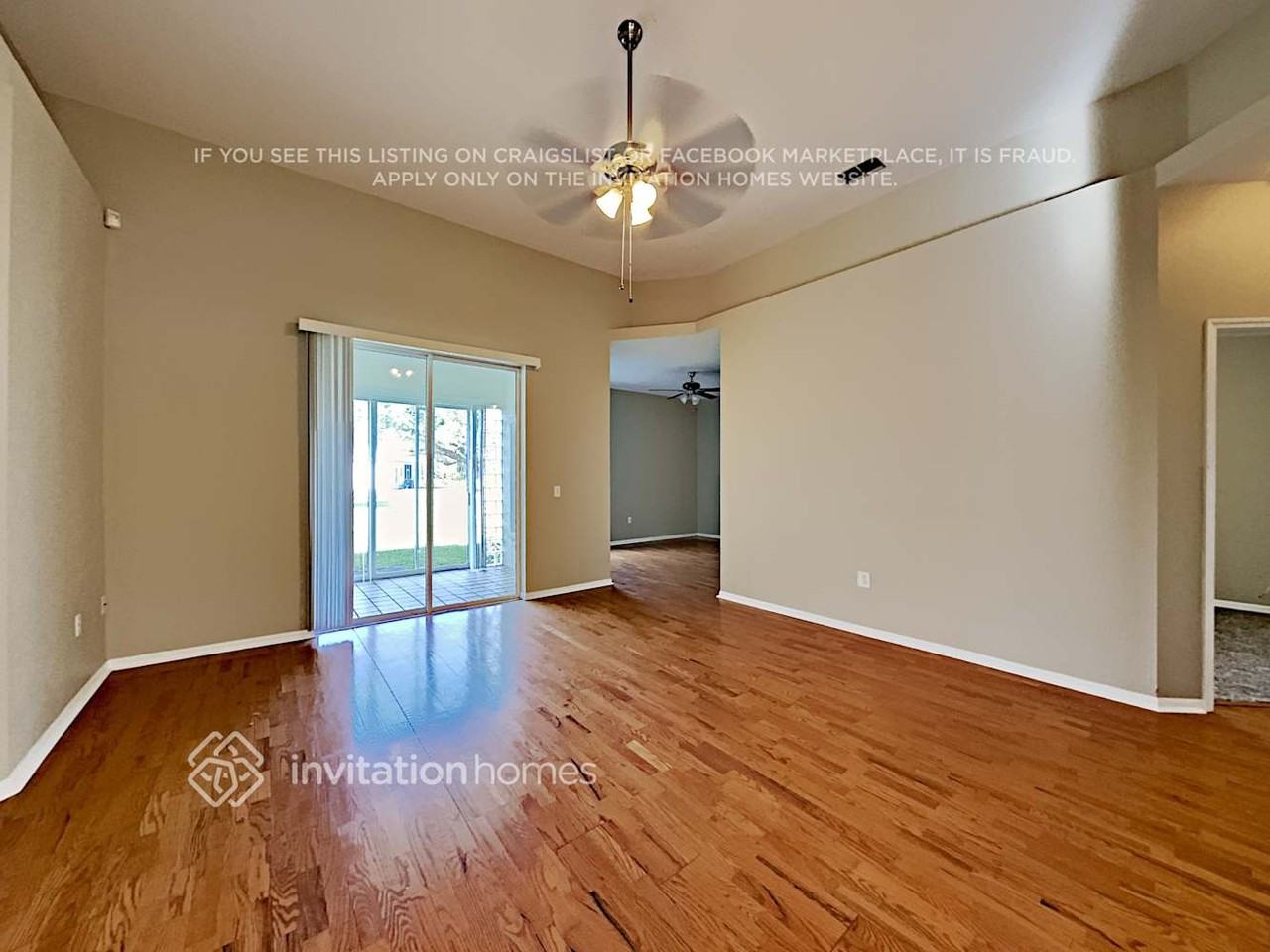 12331 Hollybush Ter - Photo 3 of 18