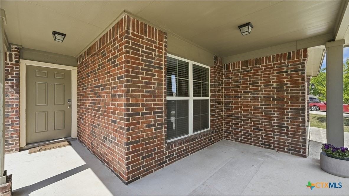 2238 Falcon Way - Photo 6 of 43