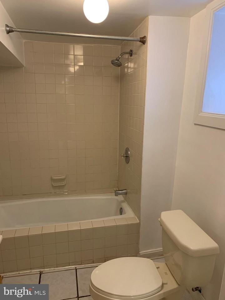 15 Seaton Pl Nw #2 - Photo 6 of 13