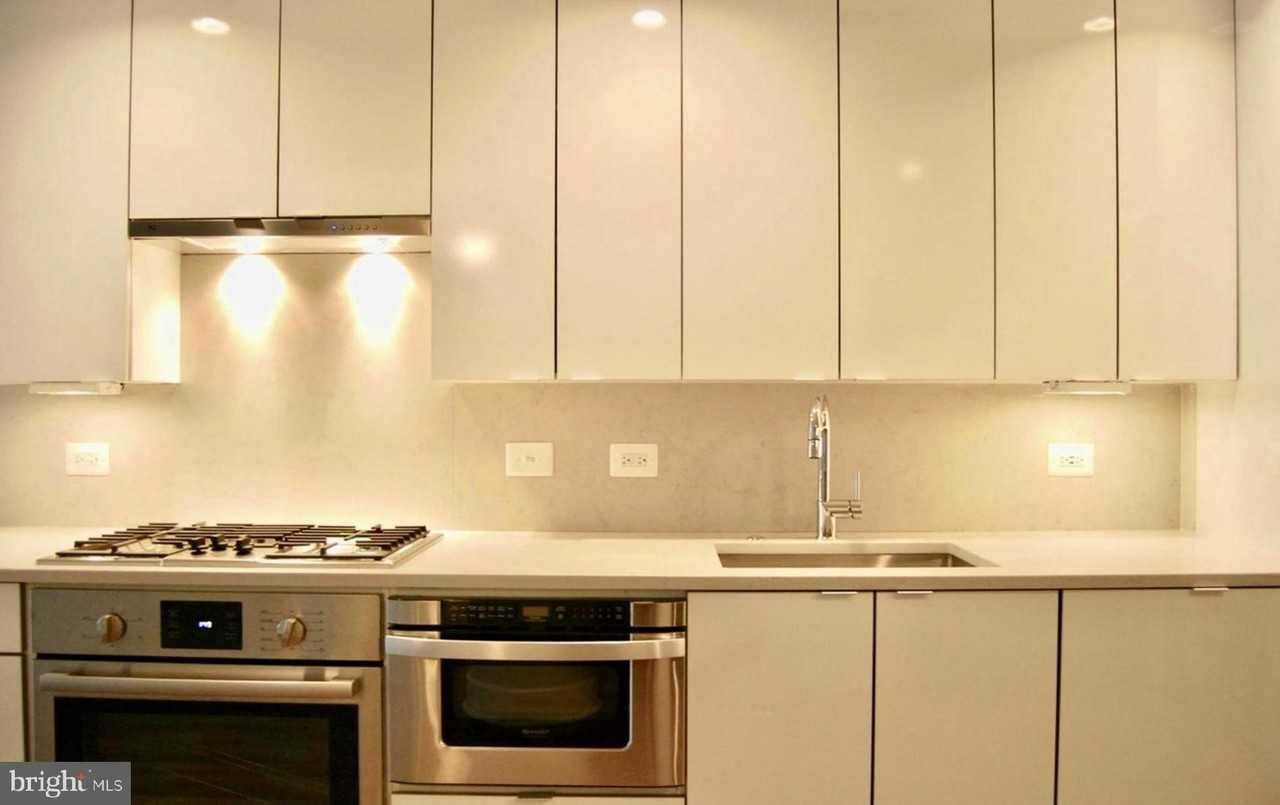 1311 13th St Nw #103 - Photo 3 of 11