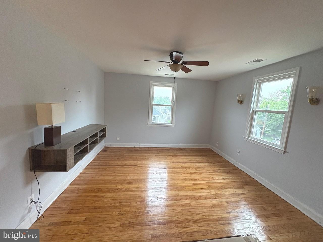 1708 Hall Ave #2 - Photo 6 of 17