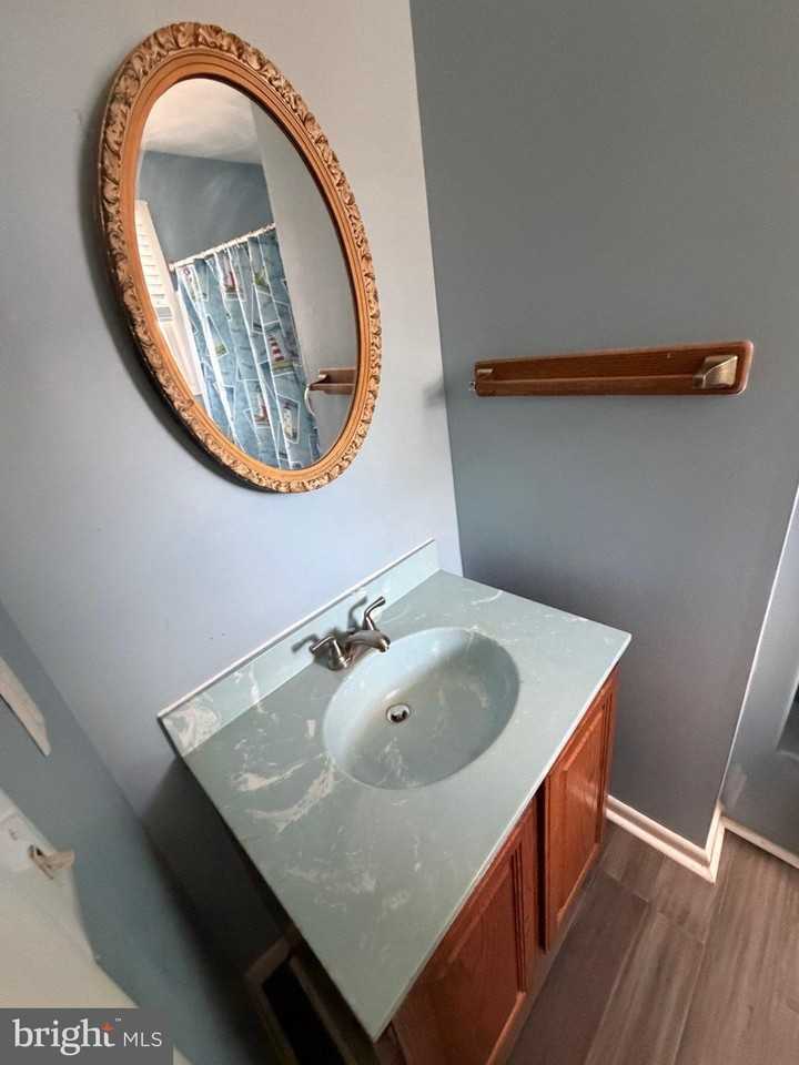 525 Bayside Dr #2ndFLREAR - Photo 6 of 11