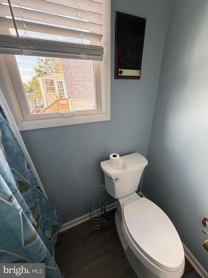 525 Bayside Dr #2ndFLREAR - Photo 7 of 11