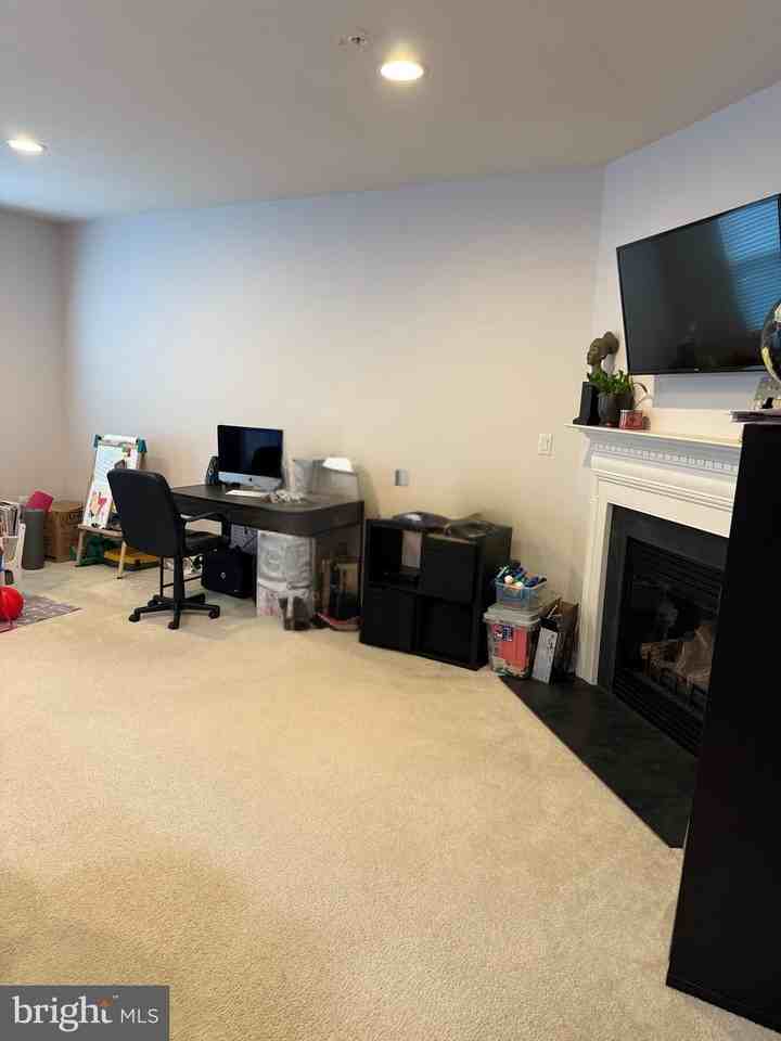 434 Parkview Ave #434 - Photo 6 of 26