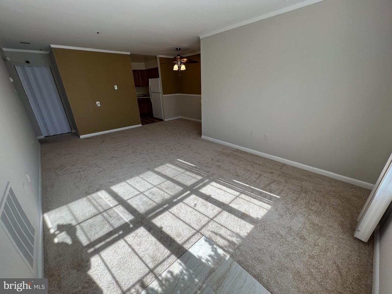 8720 Grasmere Ct #8720 - Photo 3 of 23