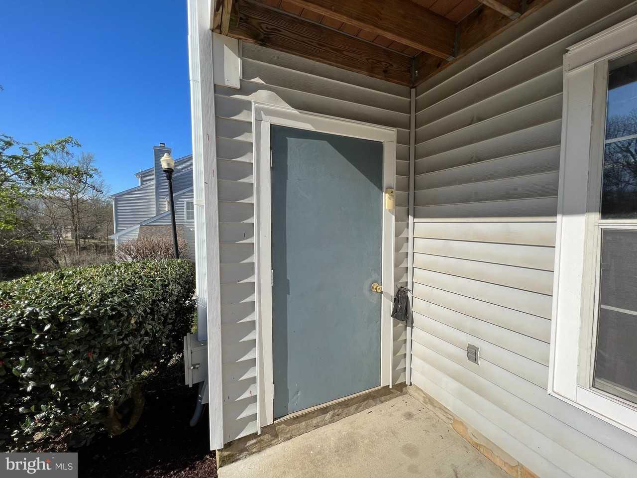 8720 Grasmere Ct #8720 - Photo 6 of 23