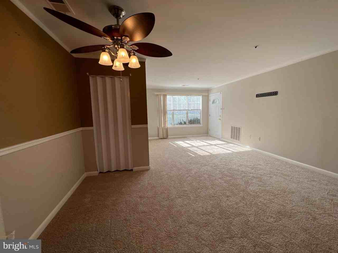 8720 Grasmere Ct #8720 - Photo 7 of 23