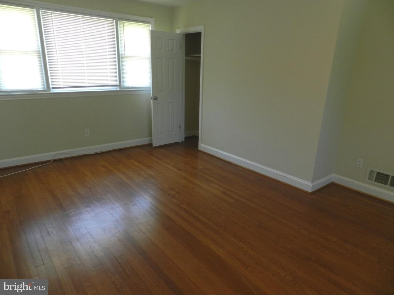4901 Braymer Ave - Photo 3 of 41