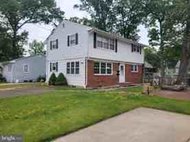 120 Schubert Ave - Photo 1 of 1
