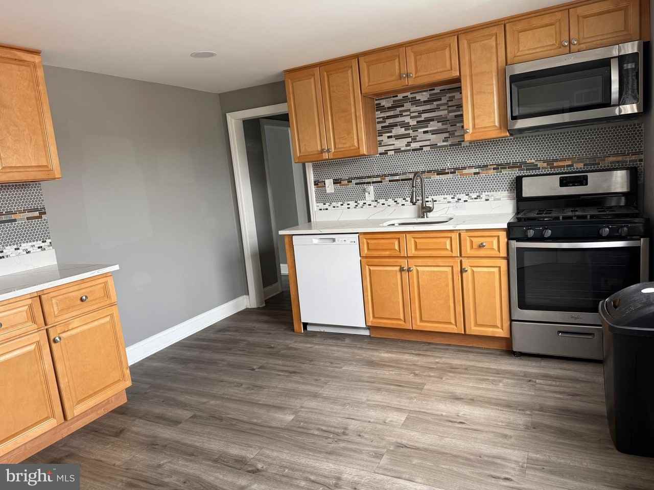 876 White Horse Ave #2ndFL - Photo 2 of 10