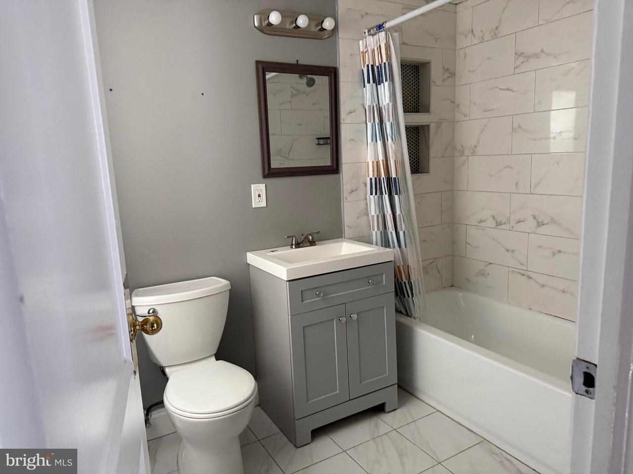 876 White Horse Ave #2ndFL - Photo 4 of 10