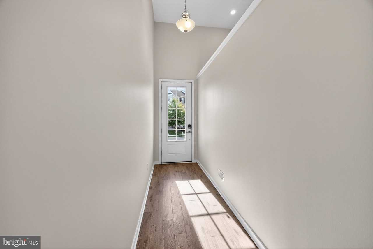 1876 Boulder Dr - Photo 2 of 29