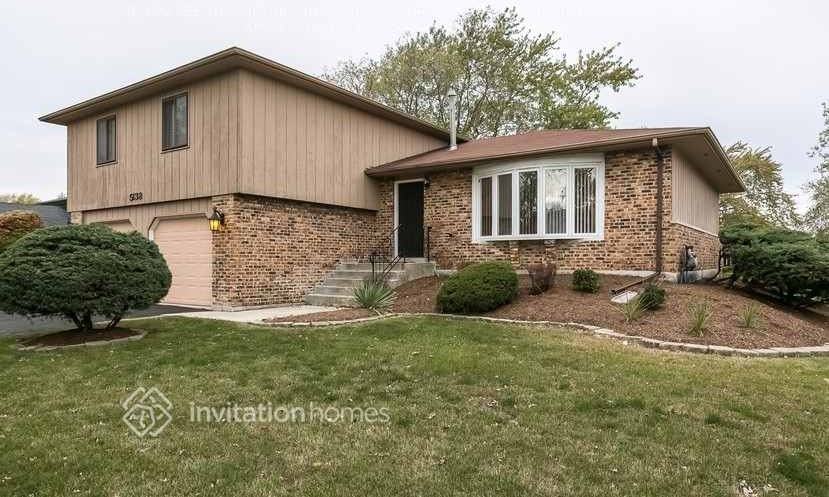 5138 Riverside Dr - Photo 2 of 13