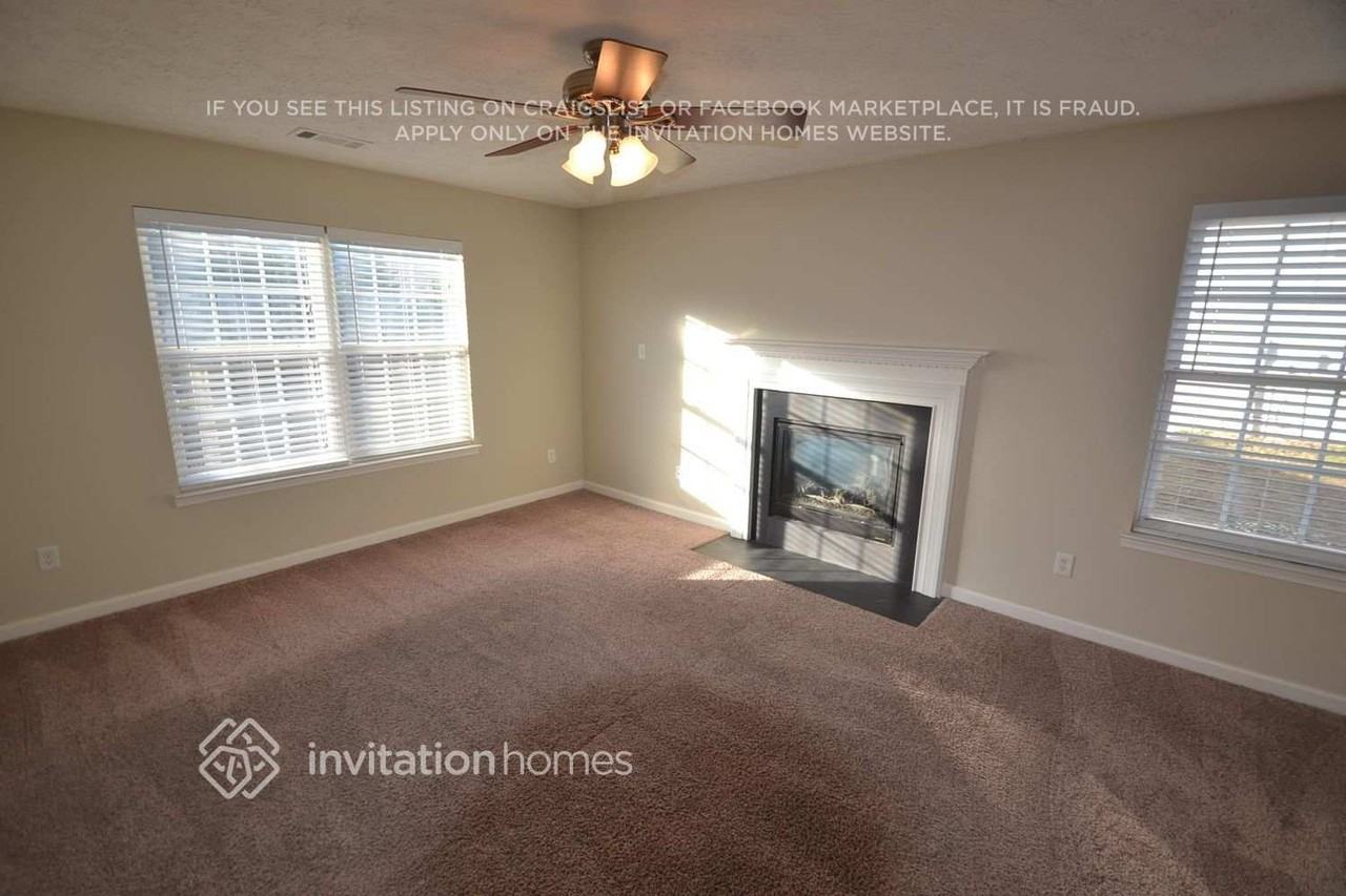 978 Winding Down Way - Photo 3 of 12