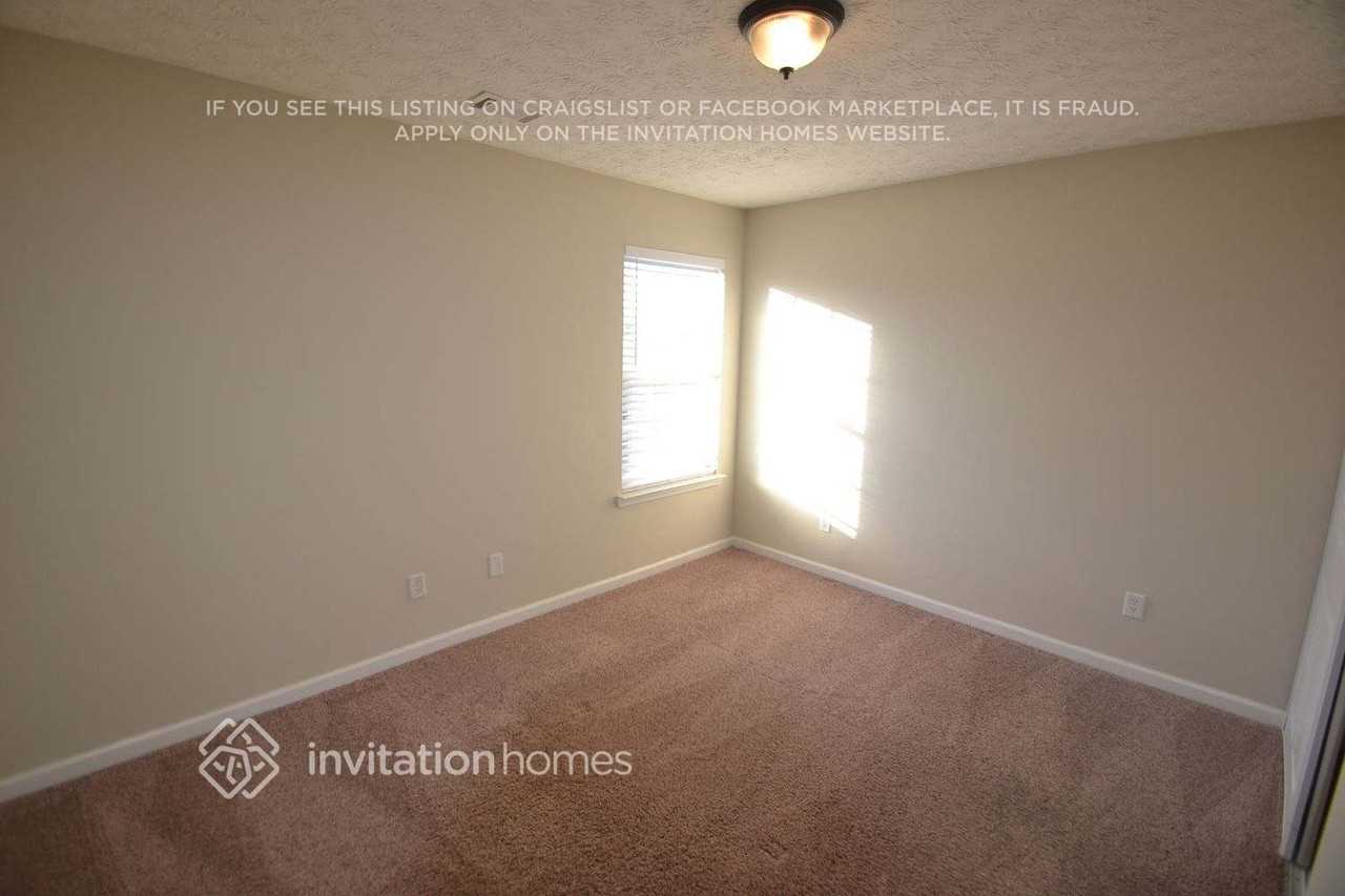 978 Winding Down Way - Photo 7 of 12