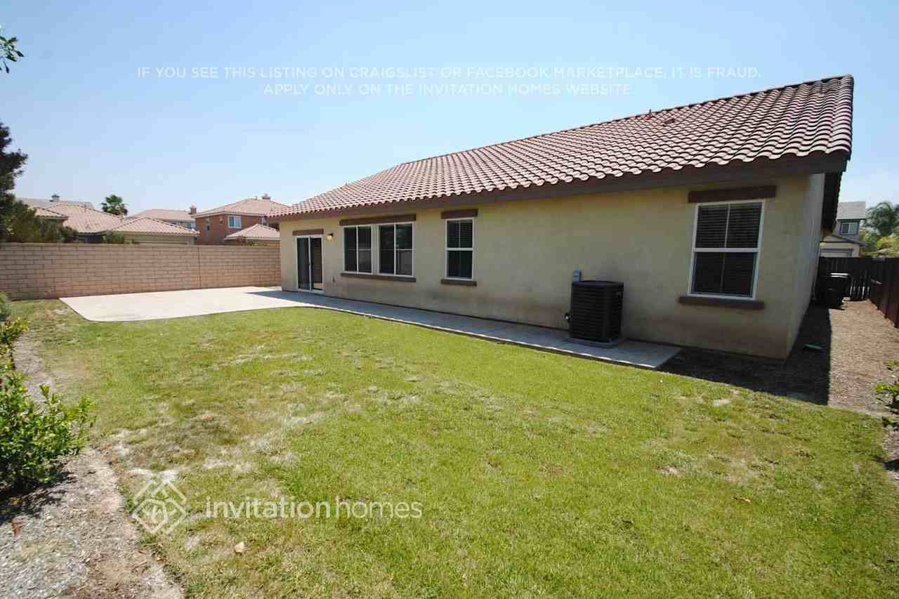 40503 Carly Ct - Photo 6 of 8