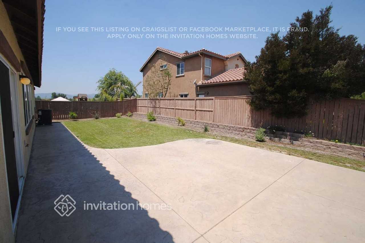 40503 Carly Ct - Photo 7 of 8