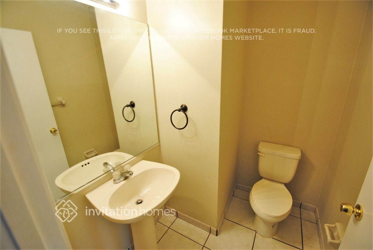 2337 Cordova Ct - Photo 5 of 7