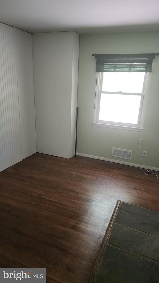 6507 Byron Ave - Photo 7 of 8