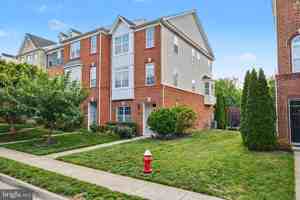 featured image of 23108 Sunbury St