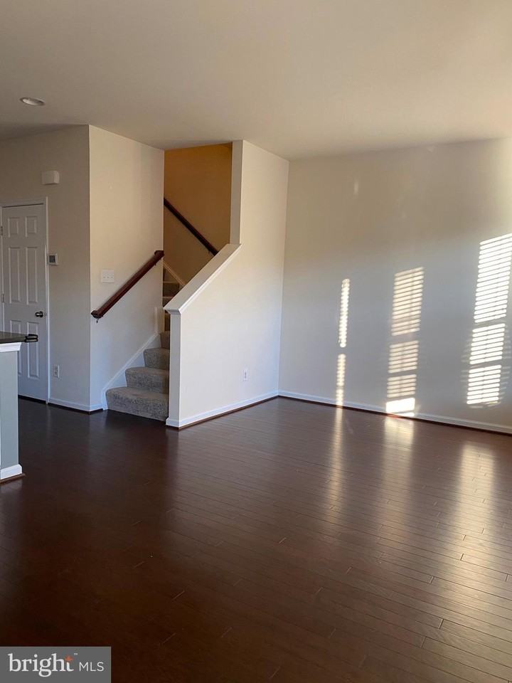 9003 Phita Ln - Photo 5 of 43