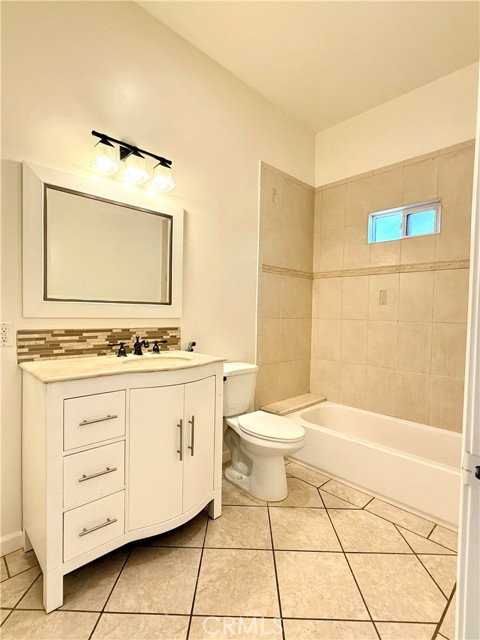 5953 Shoshone Ave - Photo 3 of 8
