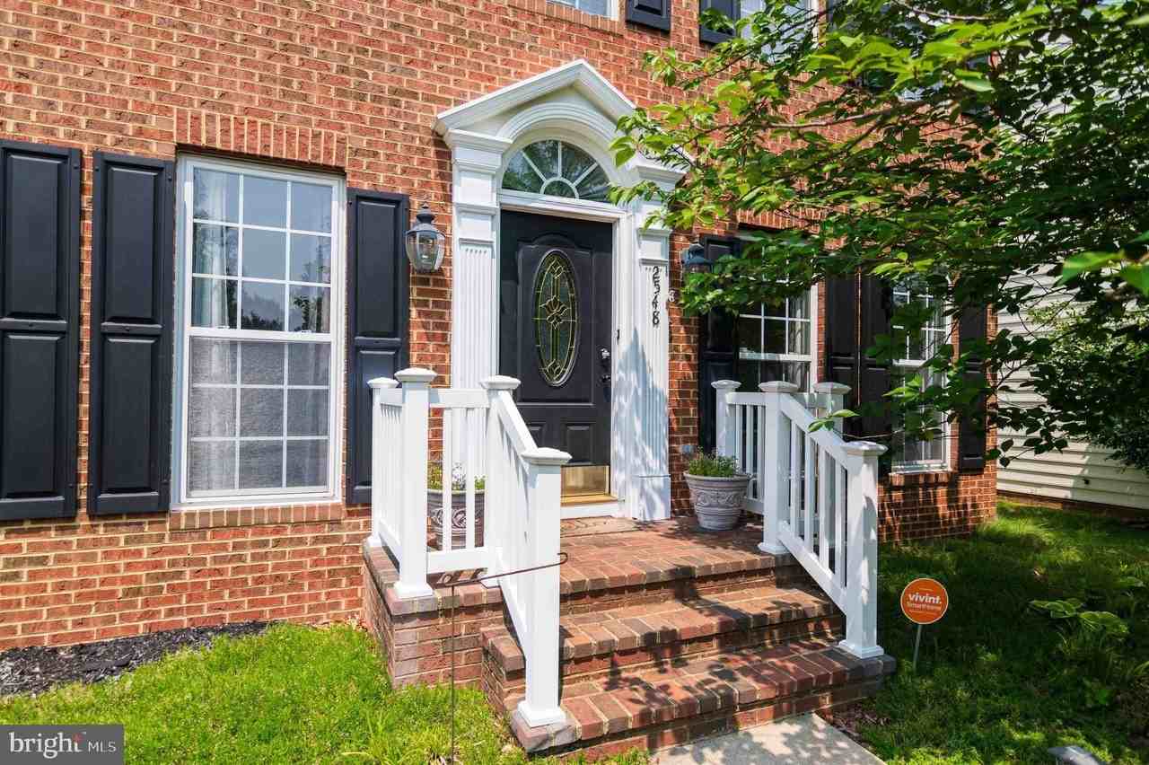 2548 Port Potomac Ave - Photo 2 of 47