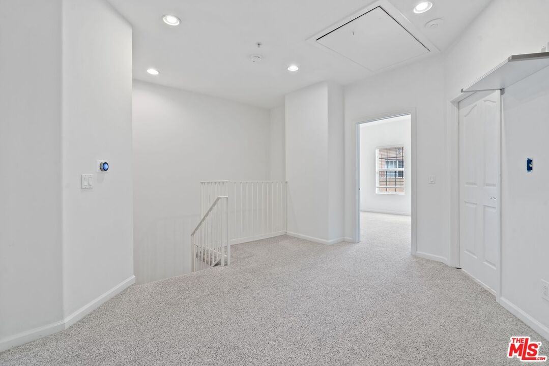 3960 Pennsylvania Ave #108 - Photo 2 of 8