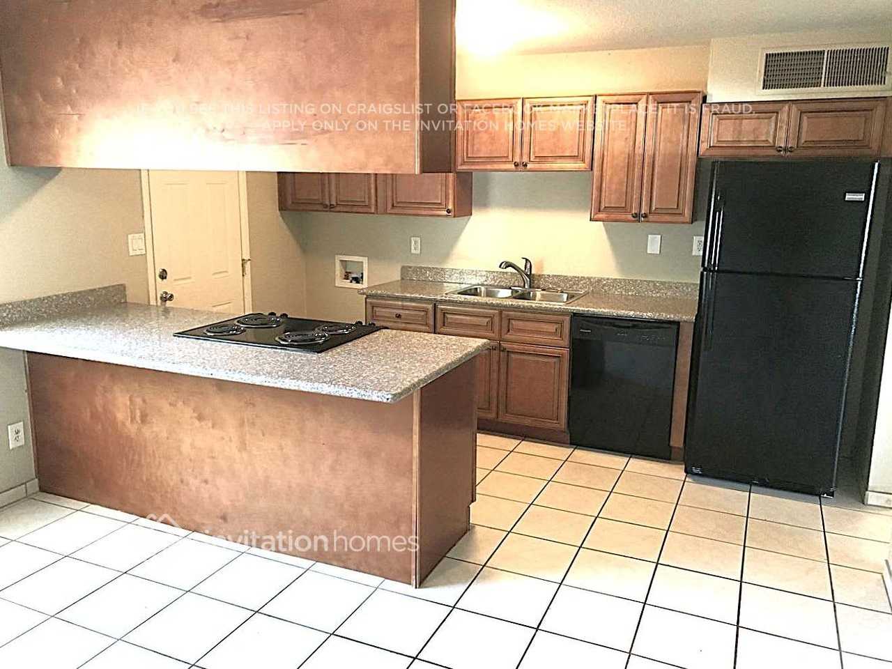 3808 W Glendale Ave - Photo 3 of 12