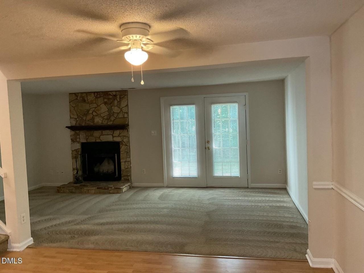 101 Luxon Pl - Photo 4 of 34